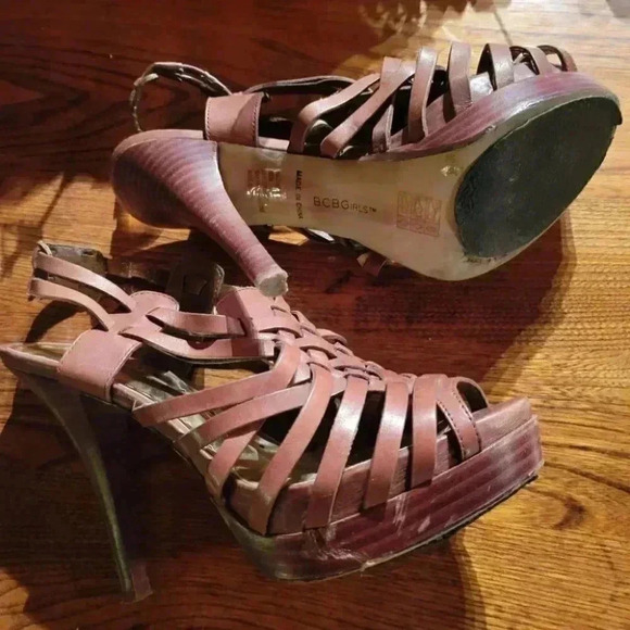 BCB Girls Strappy Wedge Sandals 4" heels Bronze 8B/38 - Picture 9 of 10